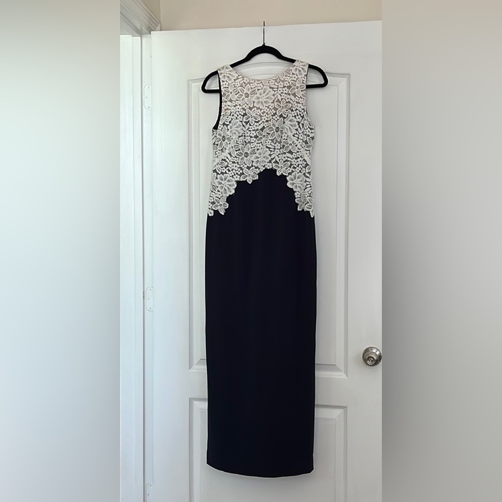 Size 8P Ralph Lauren grown. Altered length to fit 5”3. Worn once